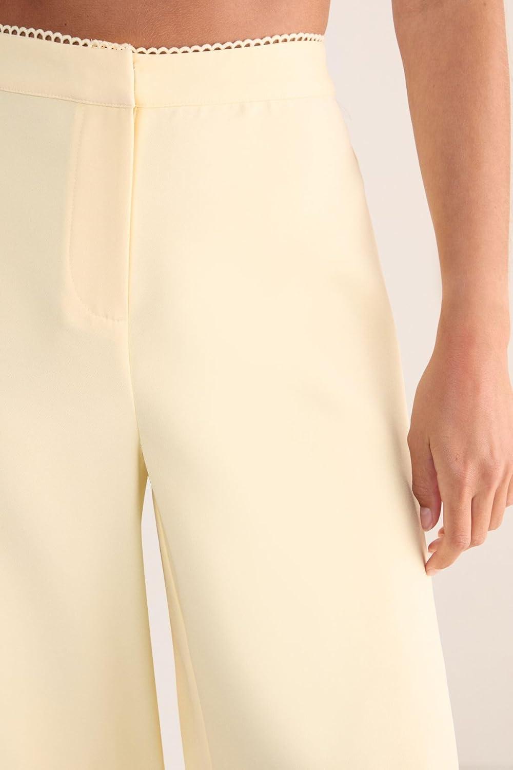 image:imageNasty Gal Picot Trim Tailored JortLemon