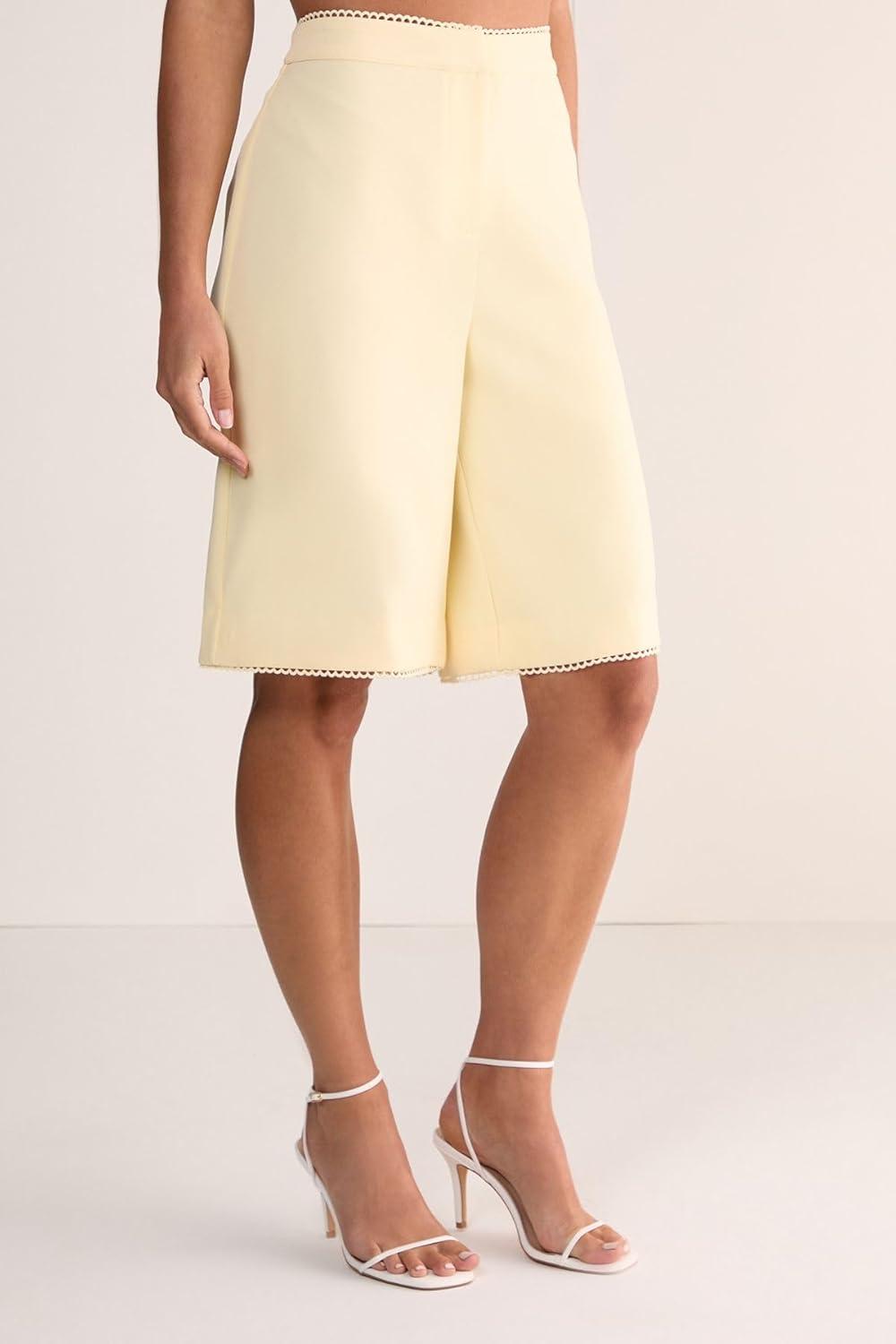 image:imageNasty Gal Picot Trim Tailored JortLemon